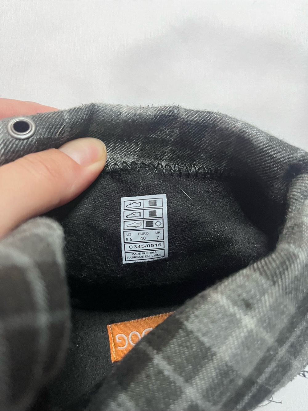 Rocket Dog Hi-Top Converse Style Sneaker with Gray Plaid Women's size 9.5 - Picture 5 of 5